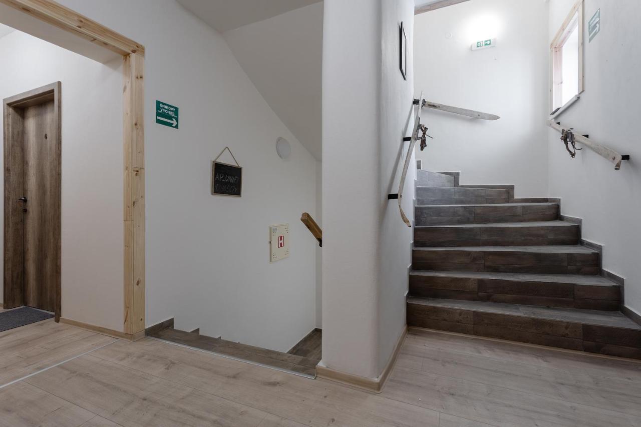 Vlevo Dole Koko Apartment Rokytnice nad Jizerou Luaran gambar